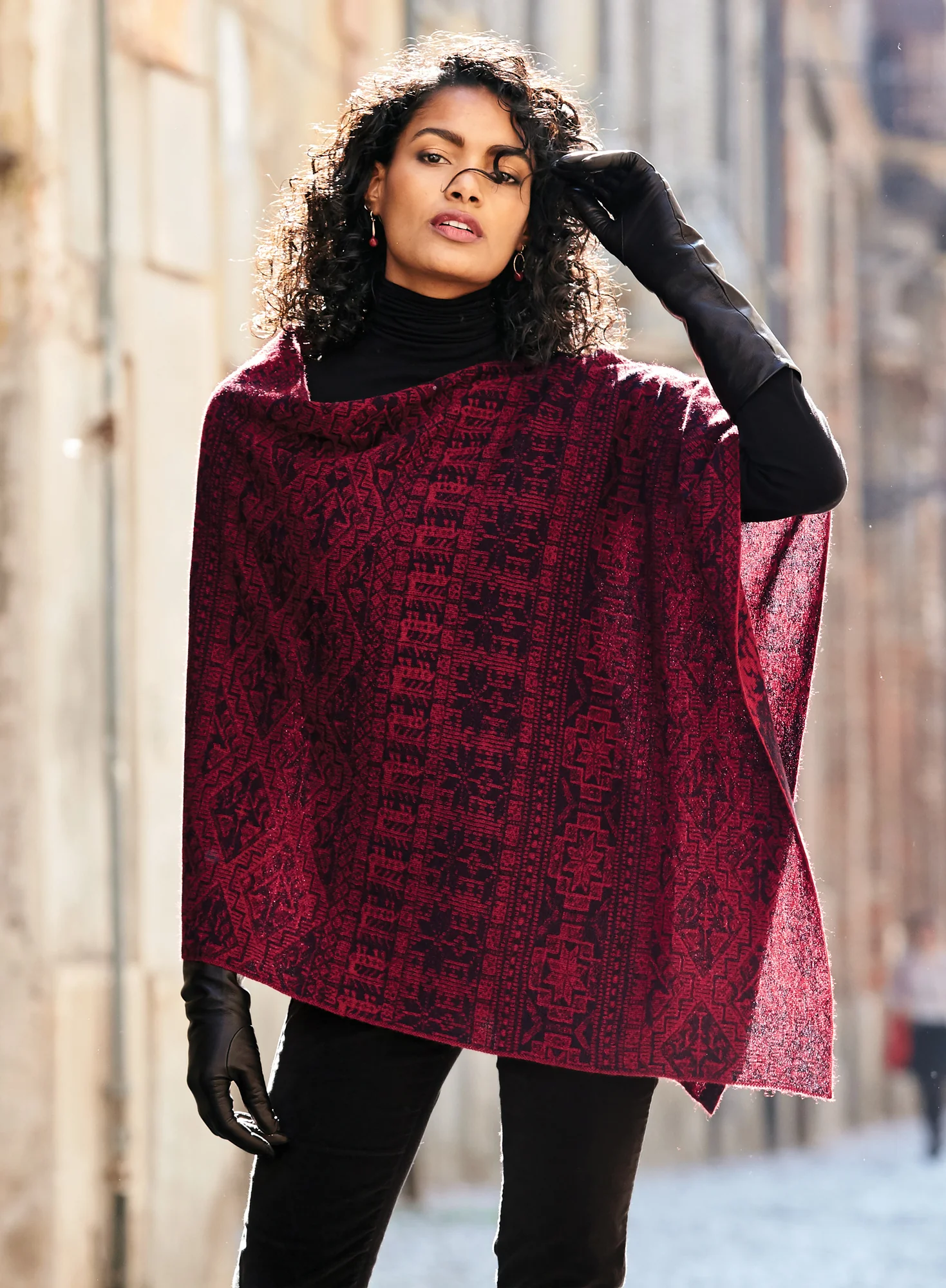 Reversible Graphic Poncho - Image 5