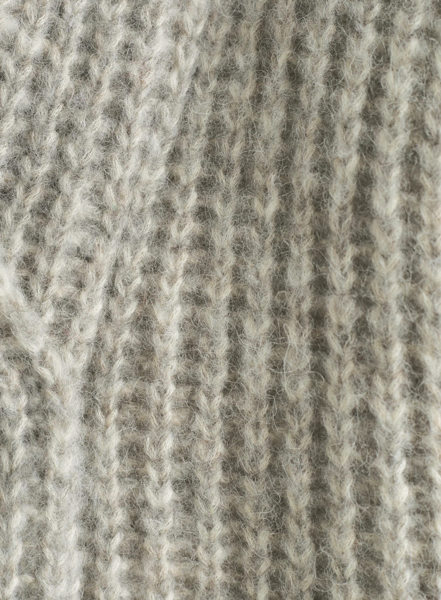 Short Galway Cardigan - Image 3